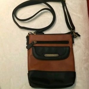 Stone Mountain black/brown crossbody bag